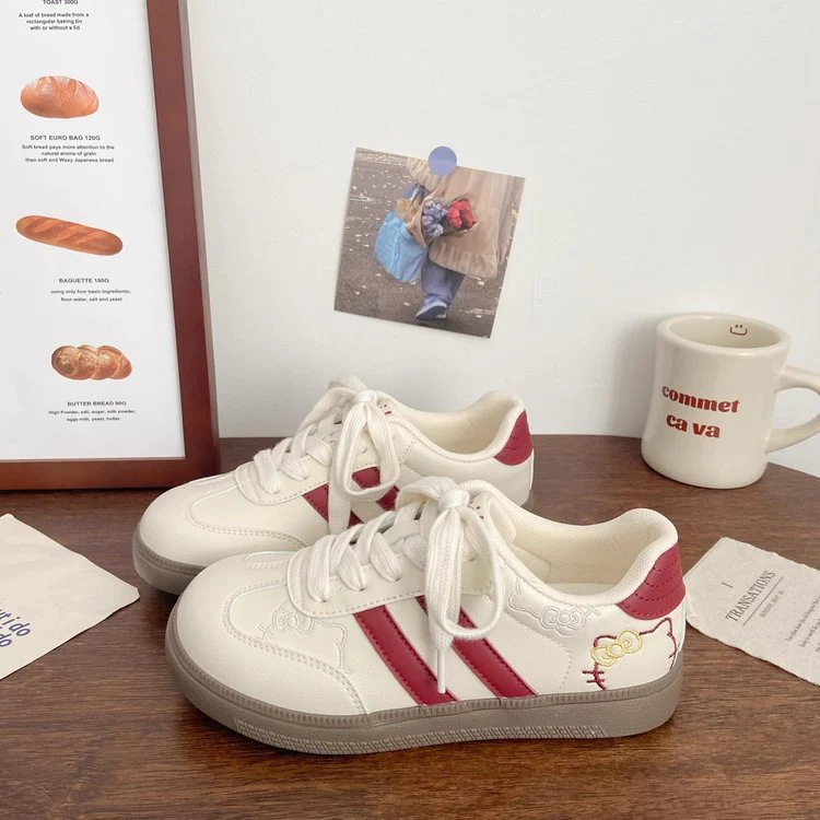 Damen Sneakers mit verspieltem Hello Kitty Design und stützender Sohle Heidi Mode - Image 5