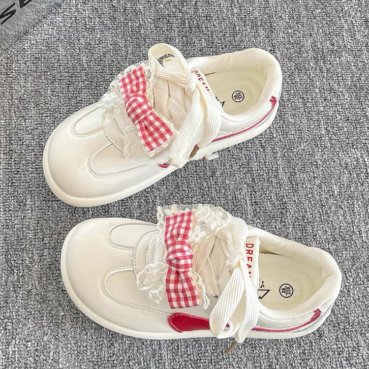 Damen Sneakers mit verspieltem Rüschendetail und buntem Karostoffband Heidi Mode - Image 3