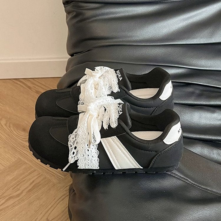 Damen Sneakers mit verspieltem Schnürdesign und komfortabler Dämpfung Heidi Mode - Image 5