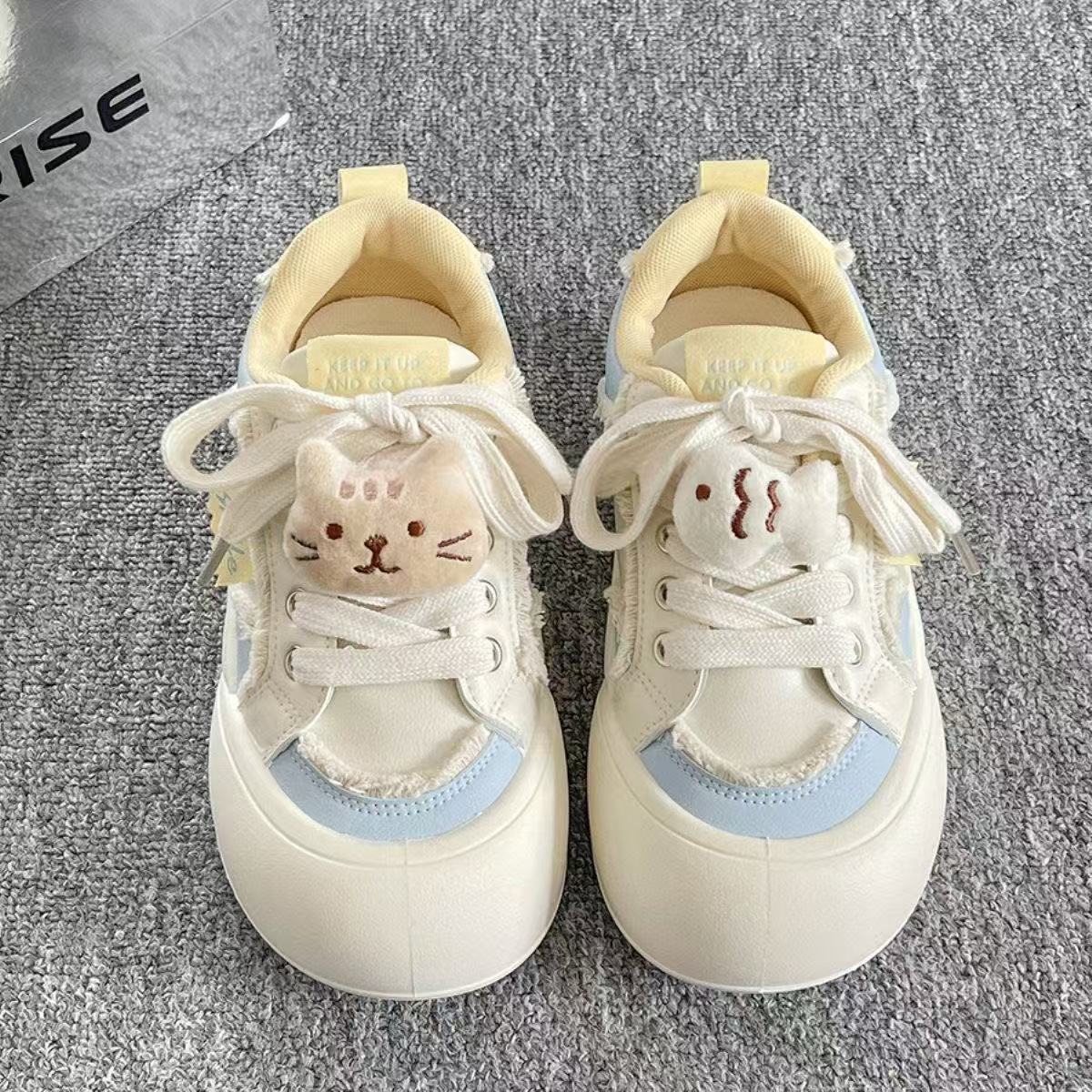 Damen Sneakers mit verspieltem Tiermotiv und gepolsterter Sohle Heidi Mode - Image 4