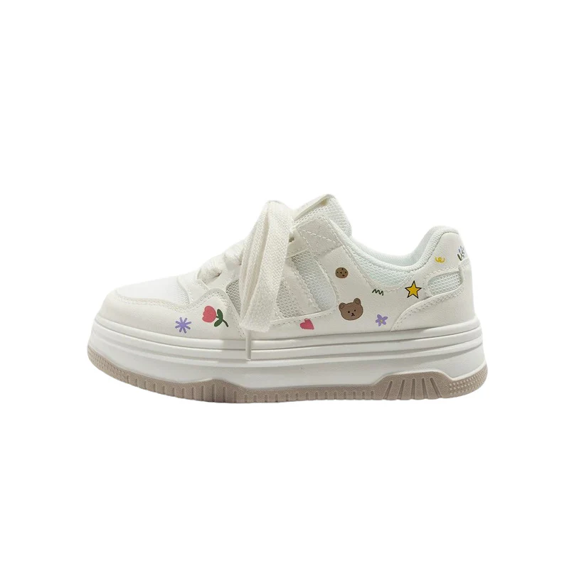 Damen Sneakers mit verspielten Applikationen und weichem Fußbett Heidi Mode - Image 5