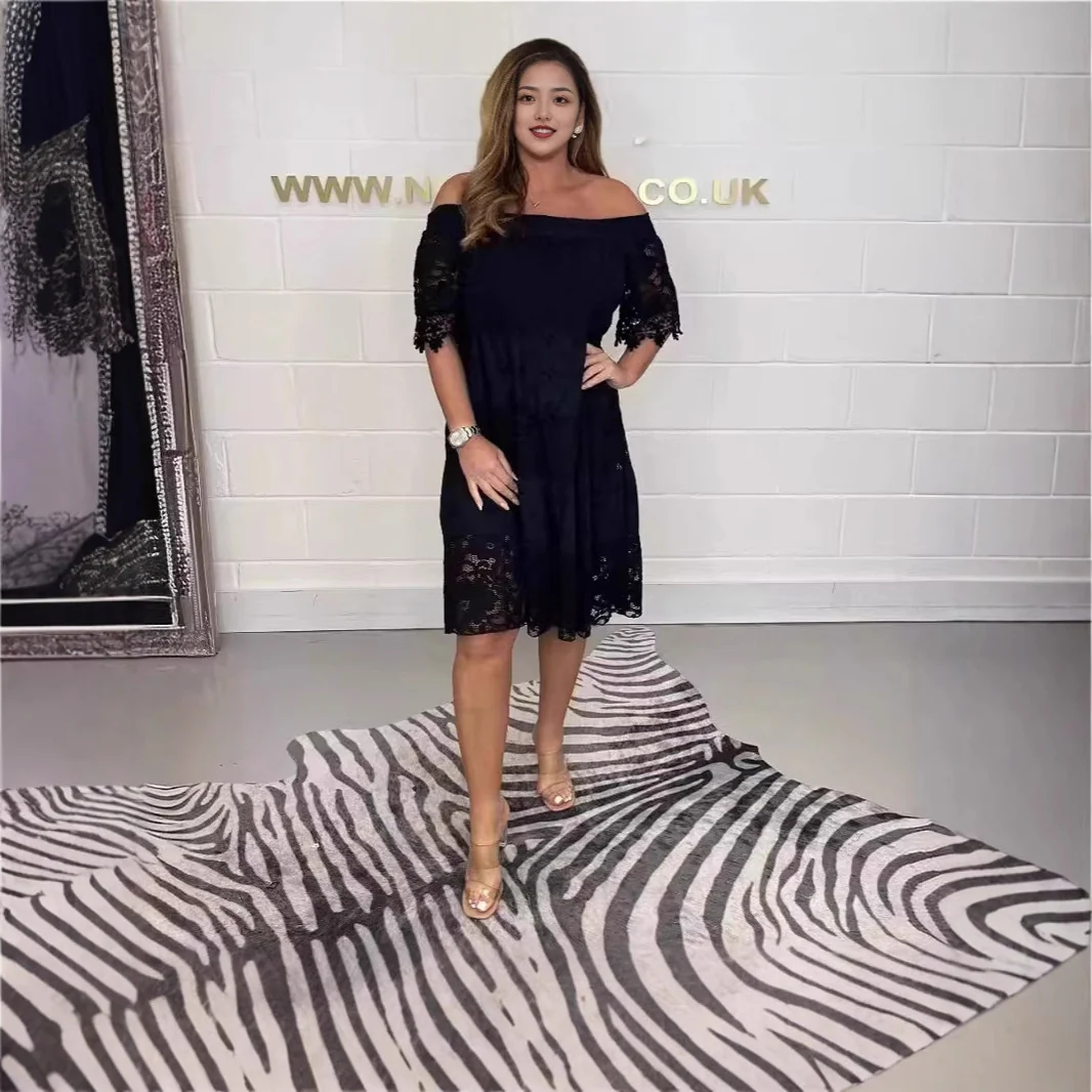 Damen Spitzenkleid mit Schulterfrei-Design Heidi-Mode - Image 4