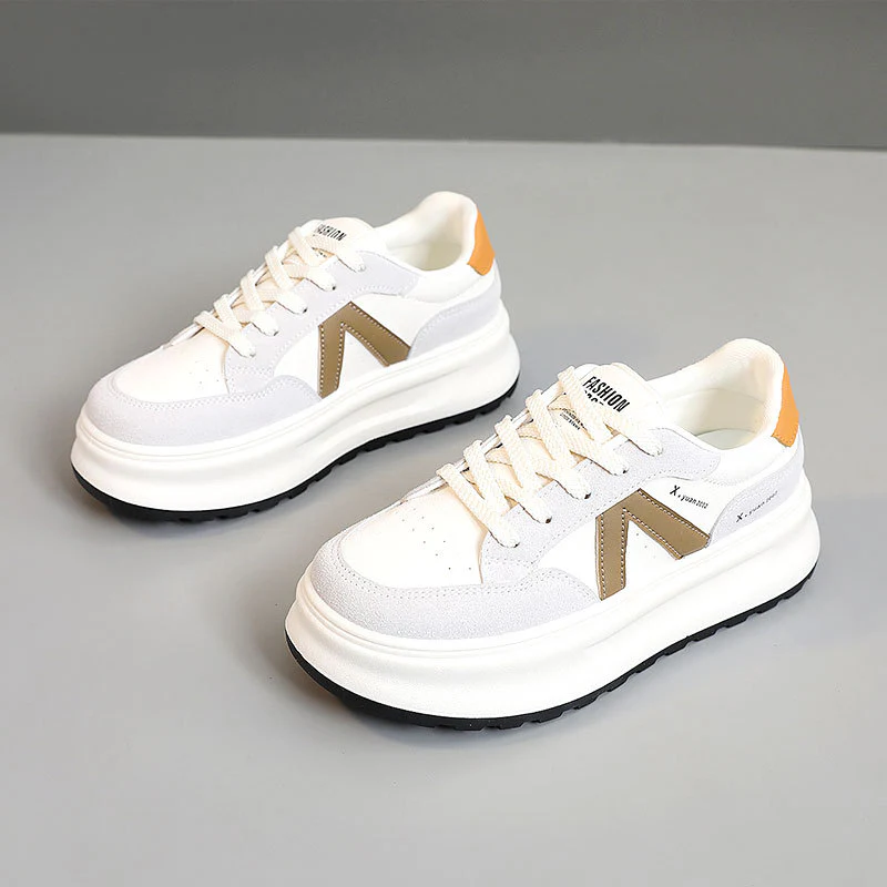 Damen sportive Sneaker mit dämpfendem Sohlenprofil und stylischem Dekorelement Heidi Mode - Image 2