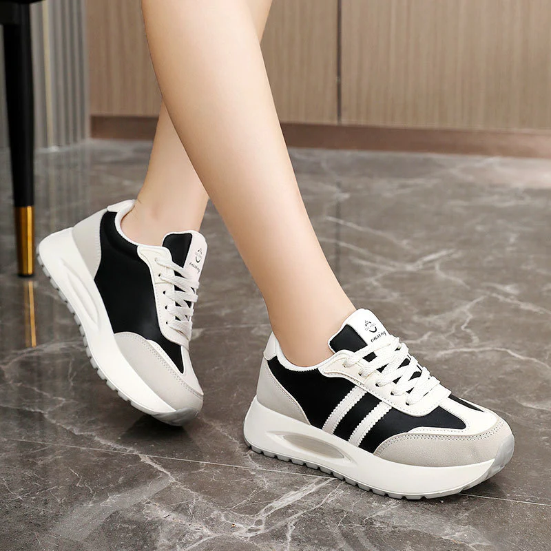 Damen sportive Sneaker mit luftdurchlässiger Oberflächenstruktur und dämpfendem Profil Heidi Mode - Image 4