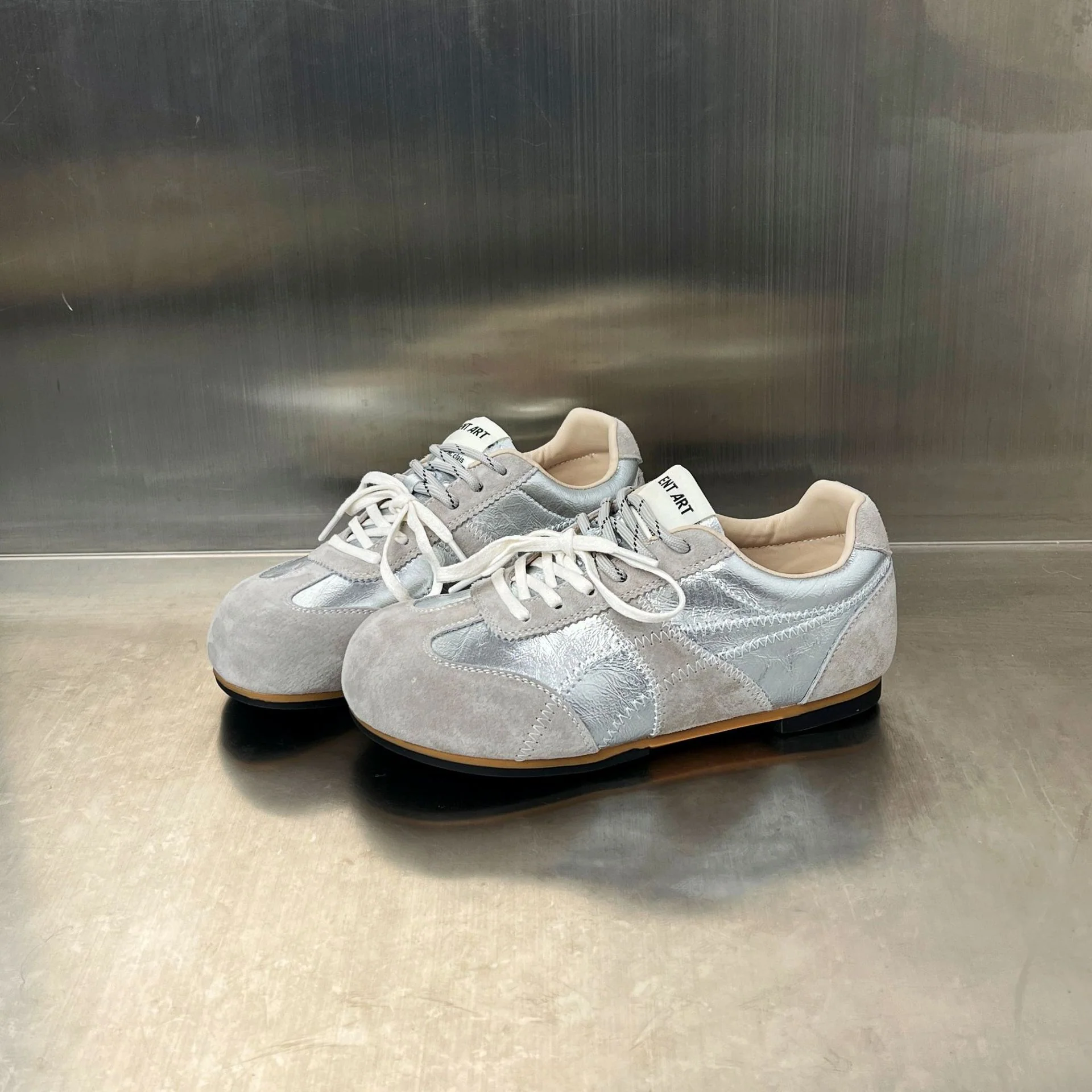 Damen Sportive Sneakers mit atmungsaktiver Multimaterial-Oberfläche Heidi Mode - Image 2