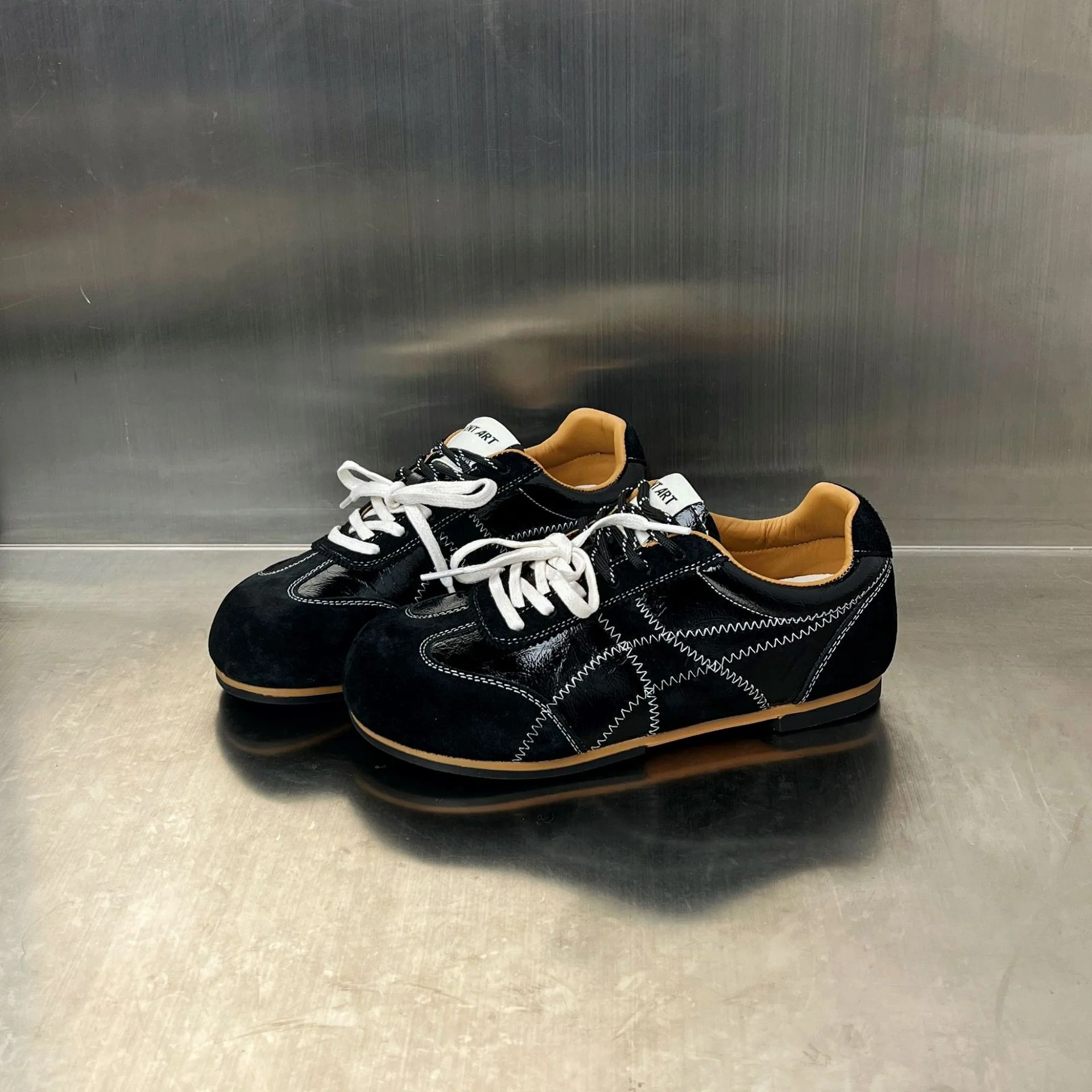 Damen Sportive Sneakers mit atmungsaktiver Multimaterial-Oberfläche Heidi Mode - Image 3