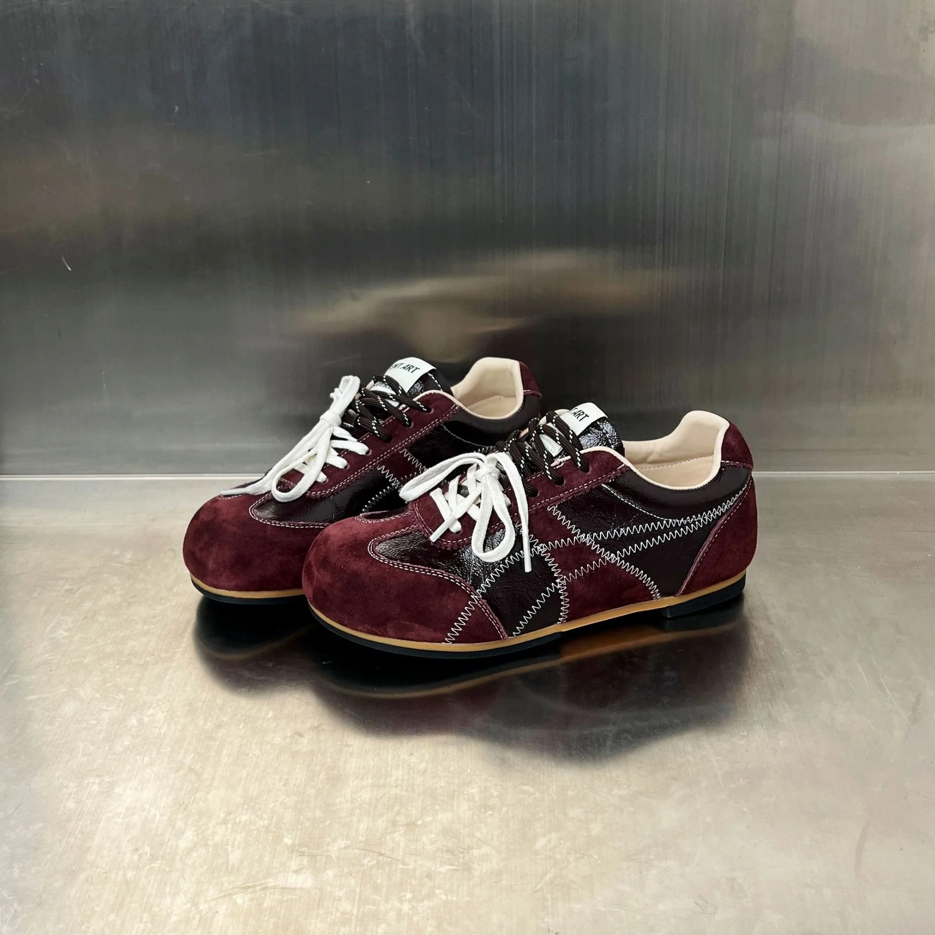 Damen Sportive Sneakers mit atmungsaktiver Multimaterial-Oberfläche Heidi Mode - Image 4