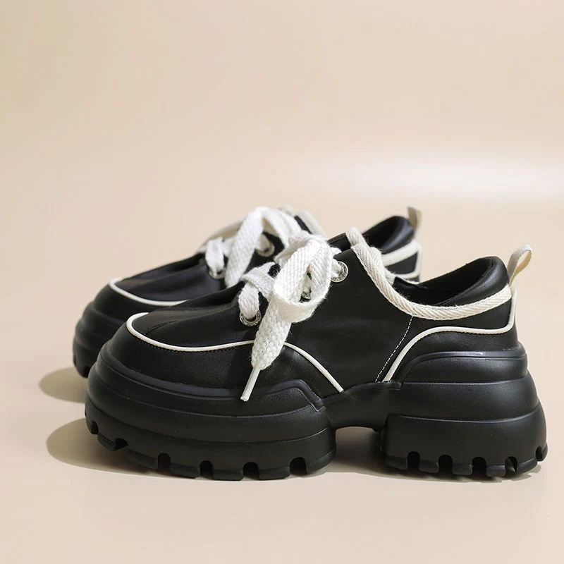 Damen sportive Sneakers mit stabiler Sohle und auffälligem Design Heidi Mode - Image 2