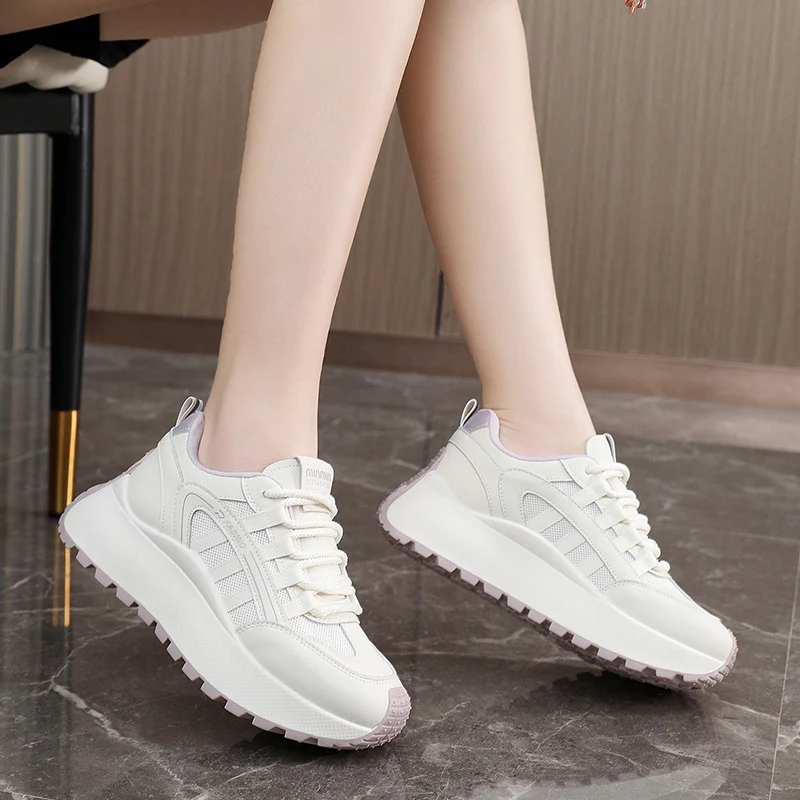 Damen Sportliche Chunky Sneaker mit dämpfendem Sohlenprofil und atmungsaktiver Obermaterialstruktur Heidi Mode - Image 3