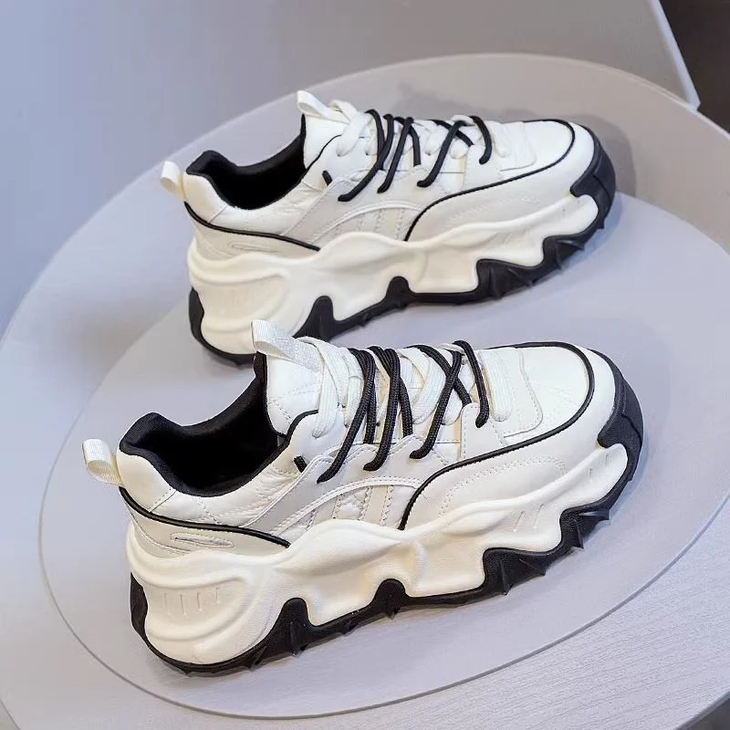 Damen Sportliche Chunky-Sneaker mit dämpfender Sohle und strapazierfähigem Obermaterial Heidi Mode - Image 6