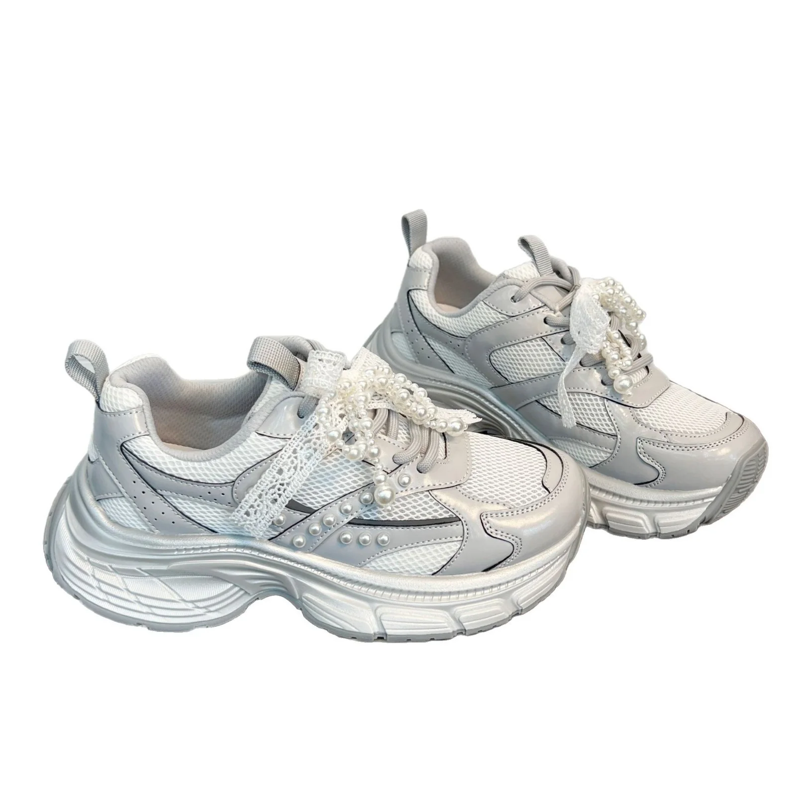 Damen Sportliche Chunky Sneaker mit extravagantem Perlenschmuck Heidi Mode - Image 5