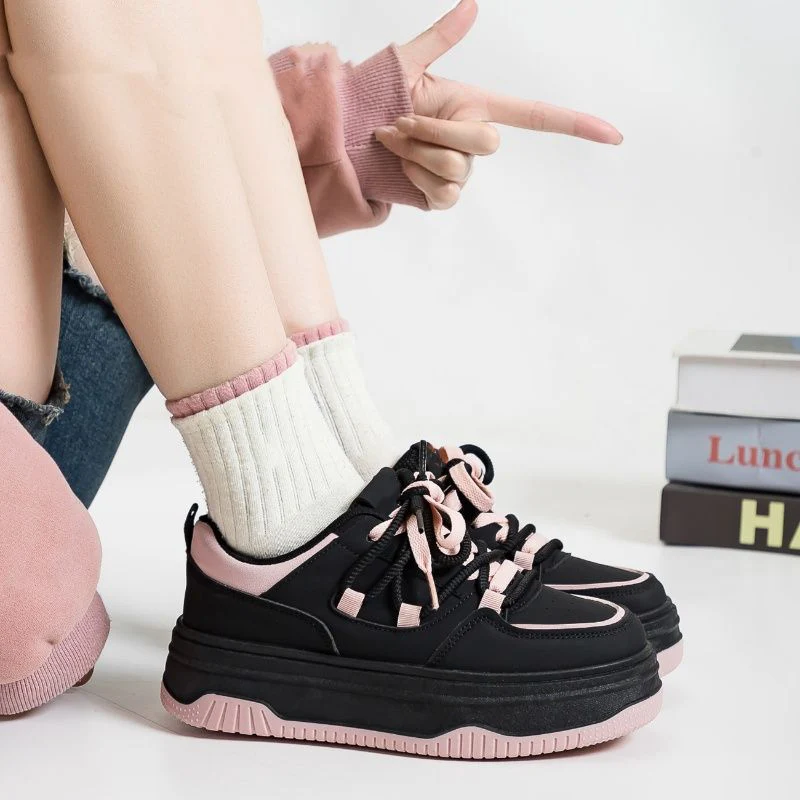 Damen Sportliche Chunky Sneaker mit gepolsterter Sohle Heidi Mode - Image 6
