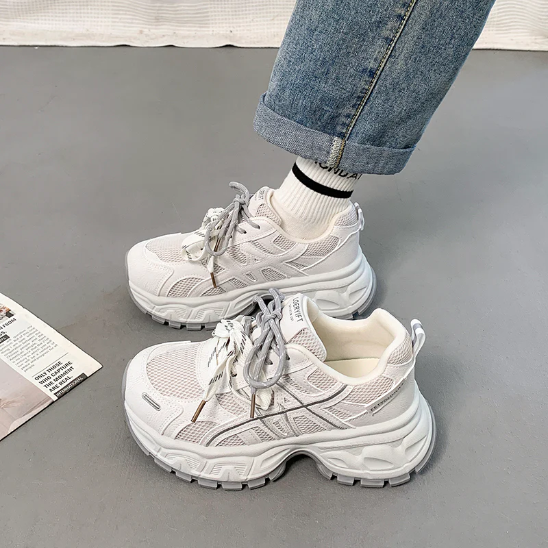 Damen Sportliche Chunky Sneakers mit atmungsaktivem Mesh-Obermaterial und rutschfestem Profil Heidi Mode - Image 2