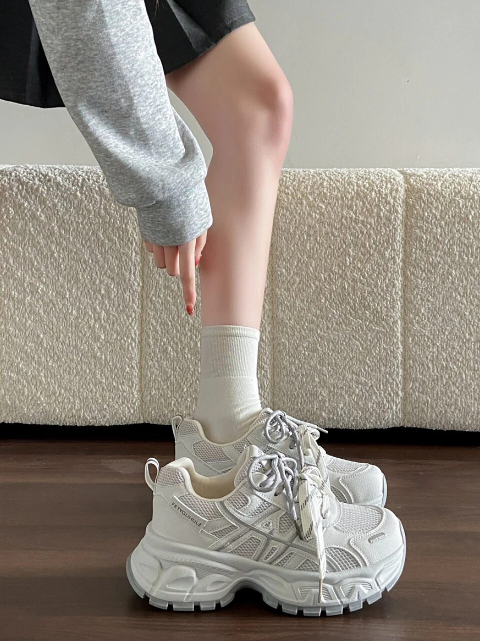 Damen Sportliche Chunky Sneakers mit atmungsaktivem Mesh-Obermaterial und rutschfestem Profil Heidi Mode - Image 7