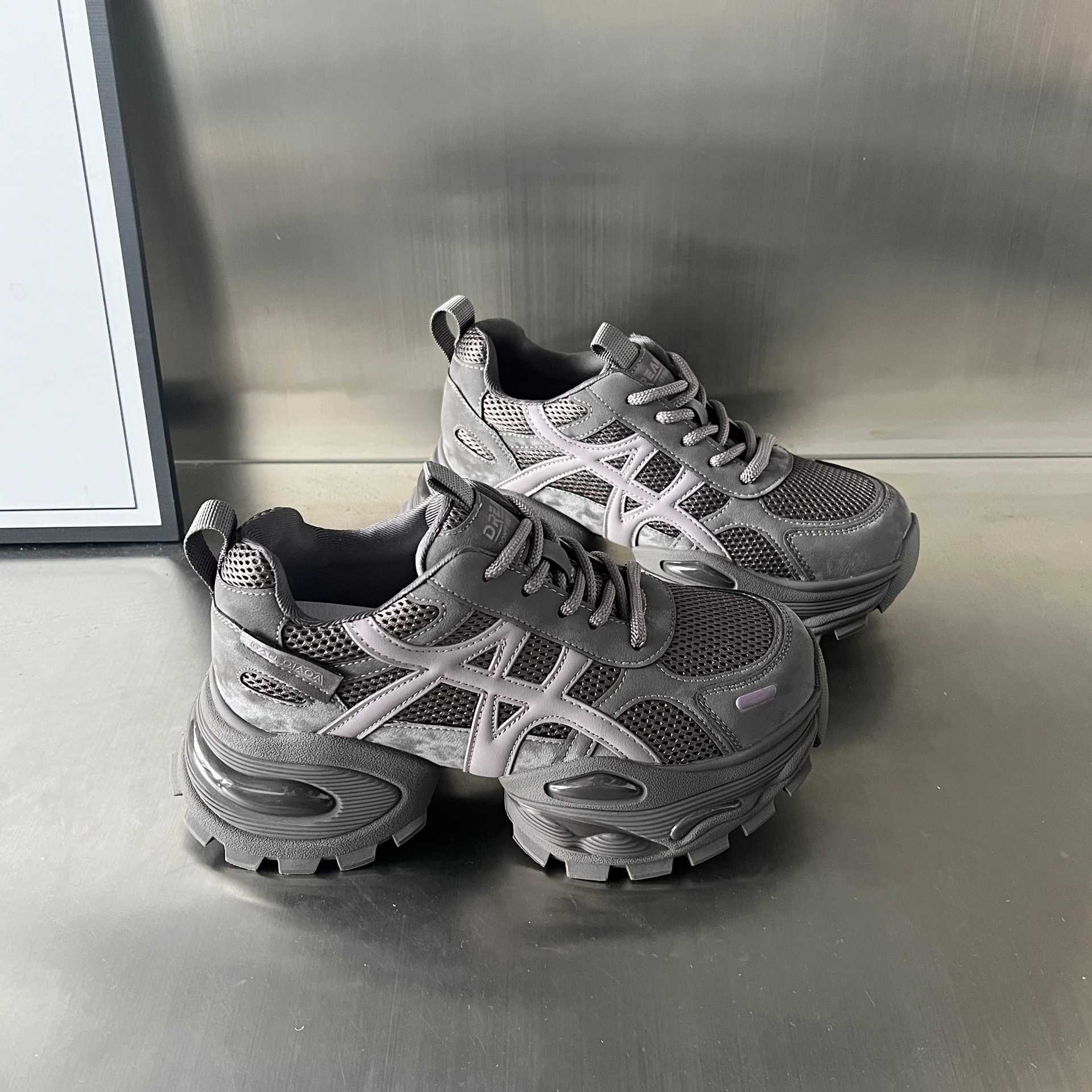 Damen Sportliche Chunky Sneakers mit atmungsaktivem Mesh und robustem Profil Heidi Mode - Image 5