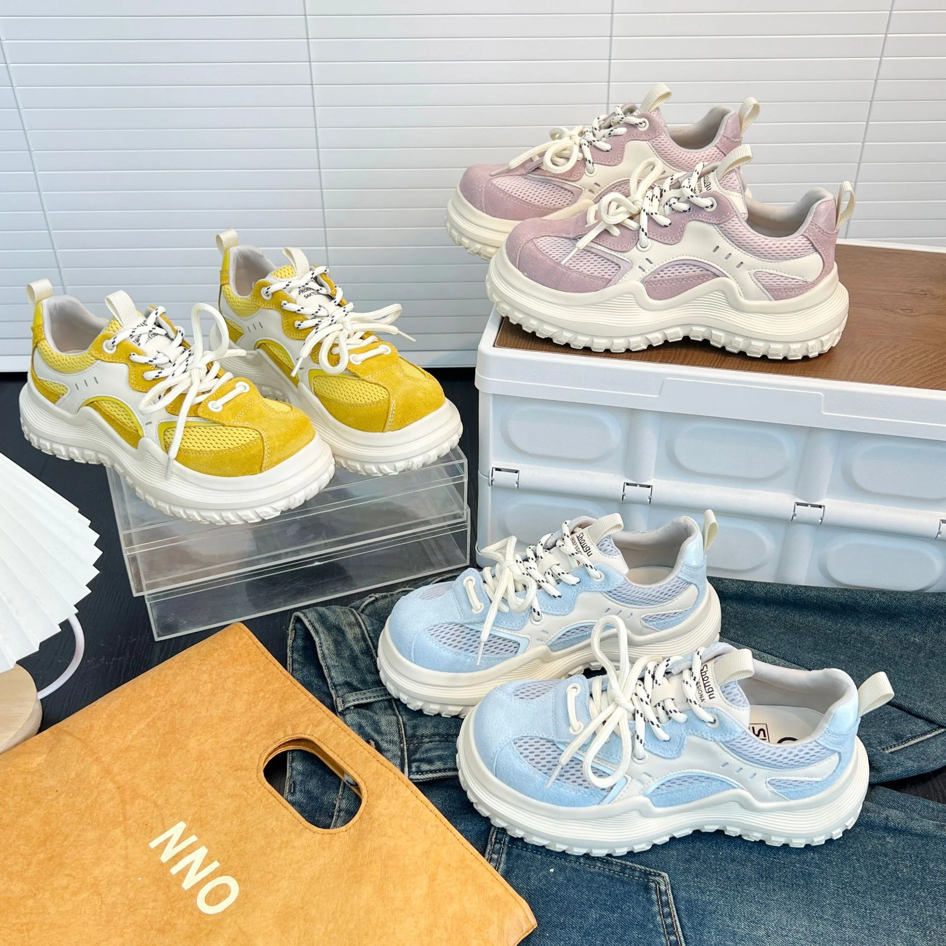 Damen Sportliche Chunky Sneakers mit atmungsaktivem Mesh und verstärktem Fersenbereich Heidi Mode - Image 4