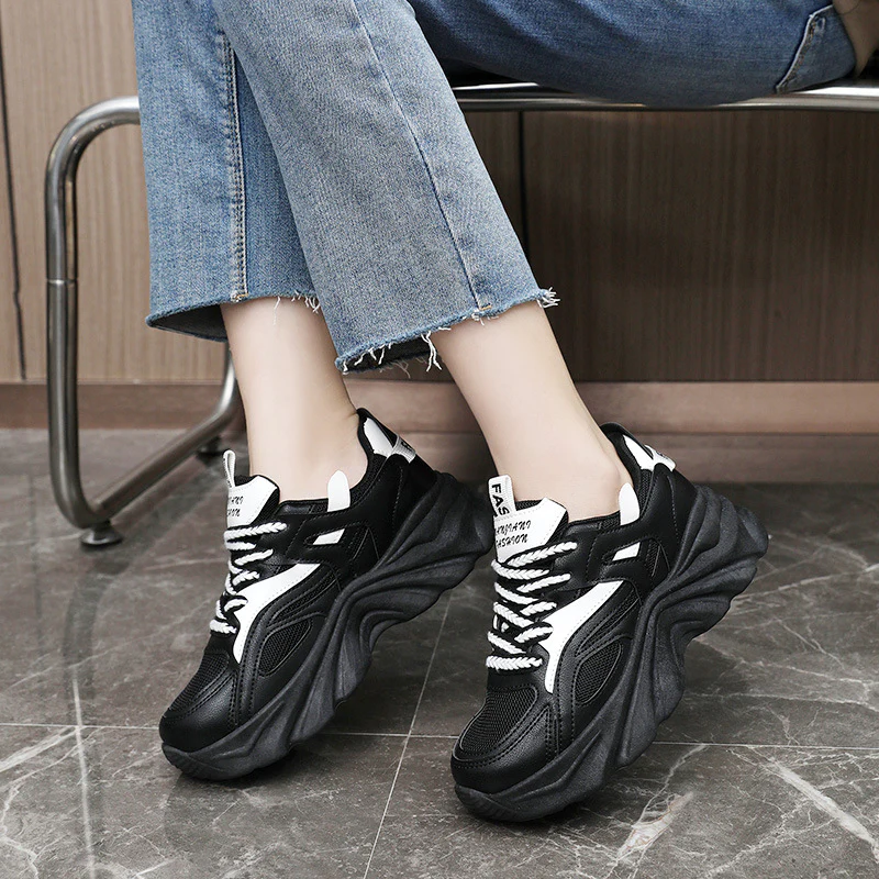 Damen Sportliche Chunky Sneakers mit atmungsaktivem Obermaterial und dämpfendem Sohlenprofil Heidi Mode - Image 3