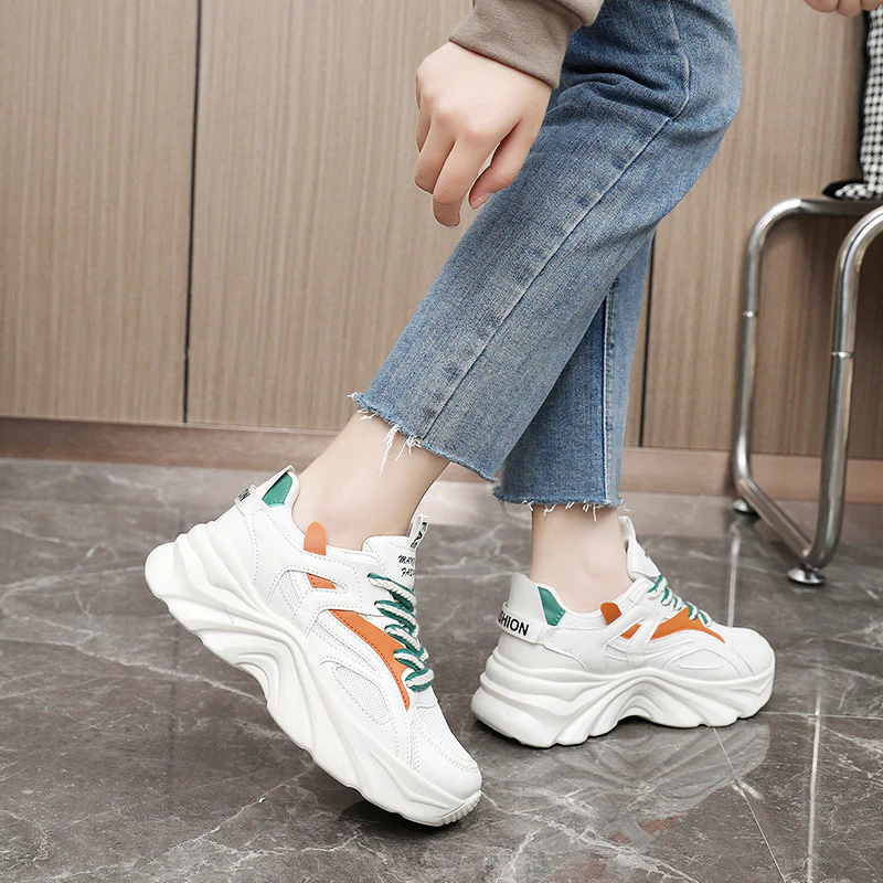 Damen Sportliche Chunky Sneakers mit atmungsaktivem Obermaterial und dämpfendem Sohlenprofil Heidi Mode - Image 4