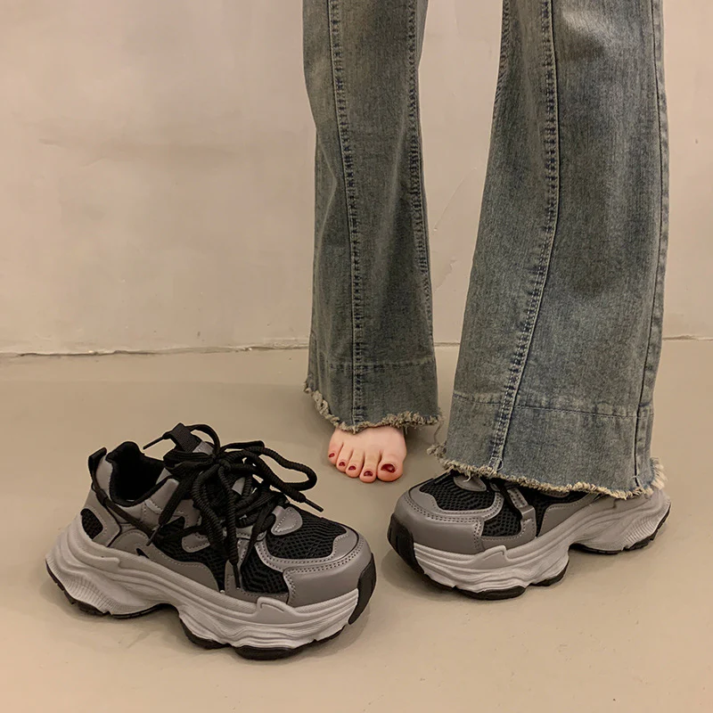 Damen Sportliche Chunky Sneakers mit atmungsaktiven Mesh-Einsätzen und dämpfender Sohle Heidi Mode - Image 3