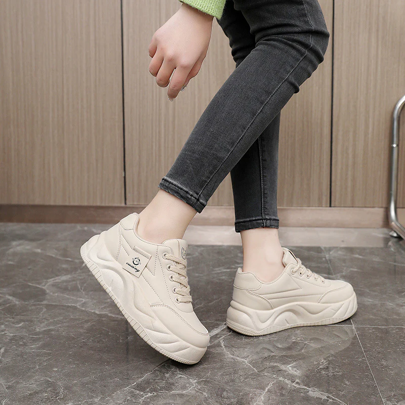 Damen Sportliche Chunky Sneakers mit dämpfendem Profil und robustem Obermaterial Heidi Mode - Image 3