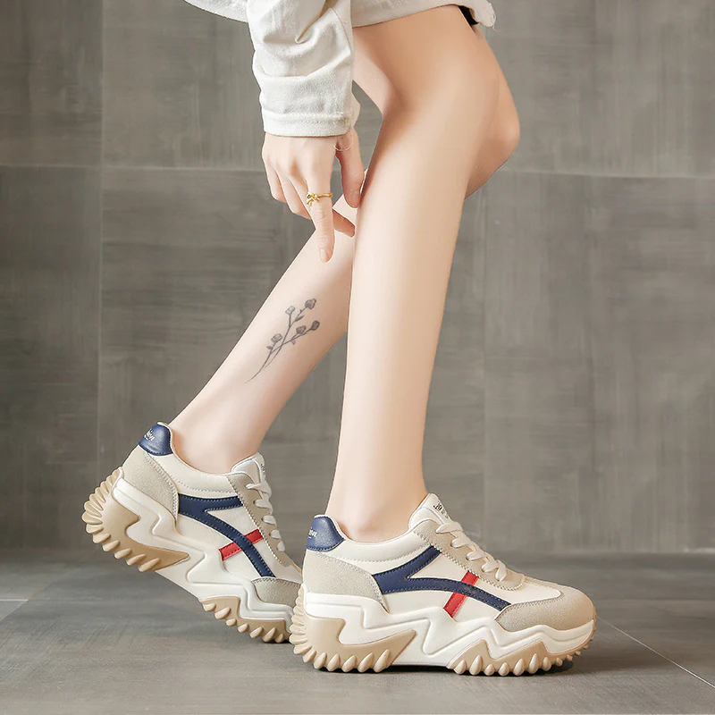 Damen sportliche Chunky Sneakers mit dämpfendem Sohlenprofil Heidi Mode - Image 4