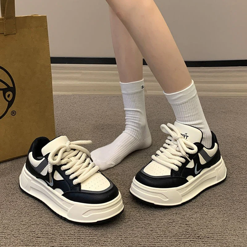 Damen Sportliche Chunky Sneakers mit dicker Sohle und atmungsaktiver Obermaterialstruktur Heidi Mode - Image 8