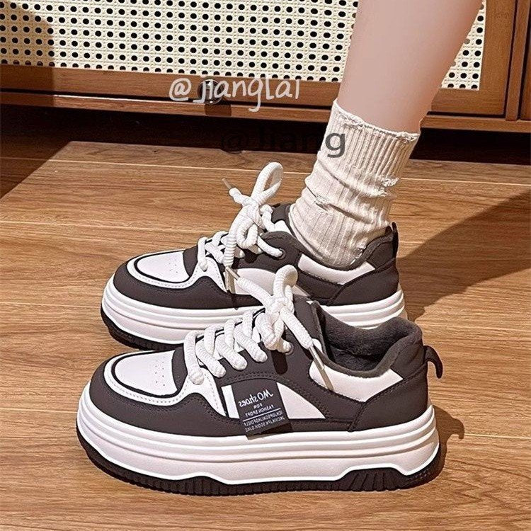 Damen Sportliche Chunky Sneakers mit ergonomischem Sohlenprofil und atmungsaktivem Mesh-Obermaterial Heidi Mode - Image 4