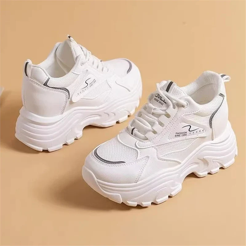 Damen Sportliche Chunky Sneakers mit gepolsterter Sohle und atmungsaktivem Obermaterial Heidi Mode - Image 3