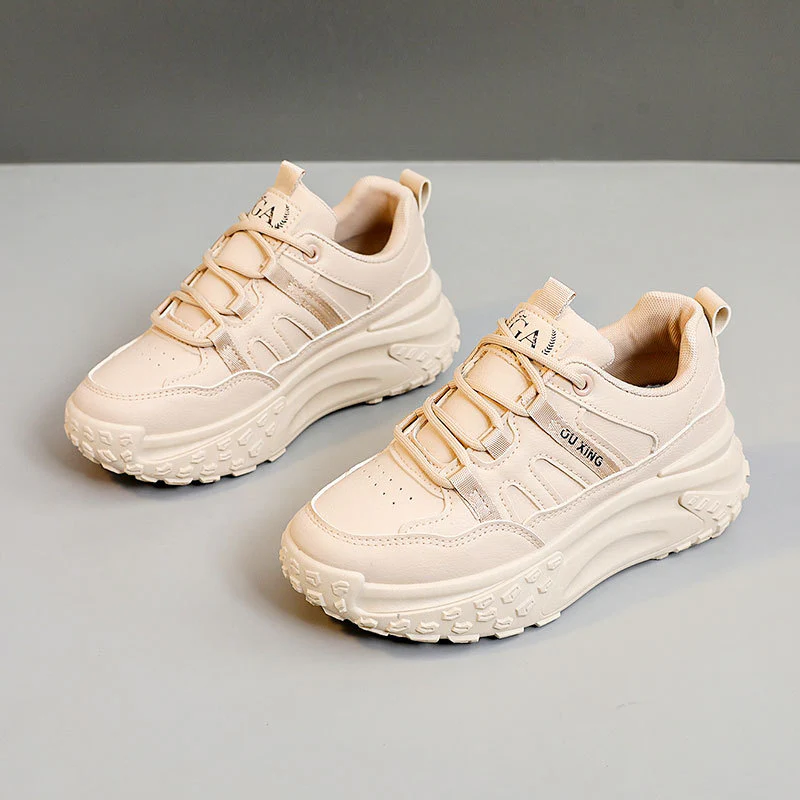 Damen Sportliche Chunky Sneakers mit gepolsterter Sohle und innovativem Schnürsystem Heidi Mode - Image 7