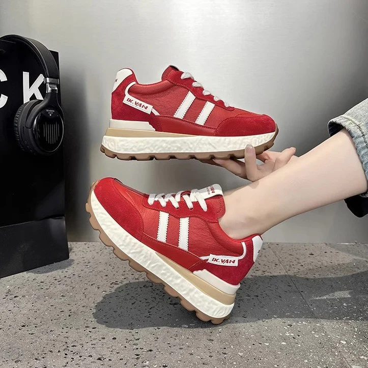 Damen Sportliche Chunky Sneakers mit hochwertigem Obermaterial und dämpfender Sohle Heidi Mode - Image 2