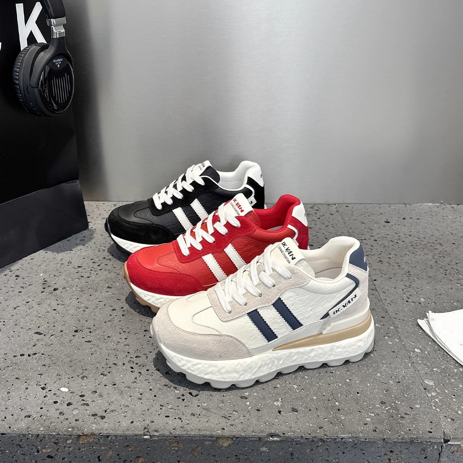 Damen Sportliche Chunky Sneakers mit hochwertigem Obermaterial und dämpfender Sohle Heidi Mode - Image 3