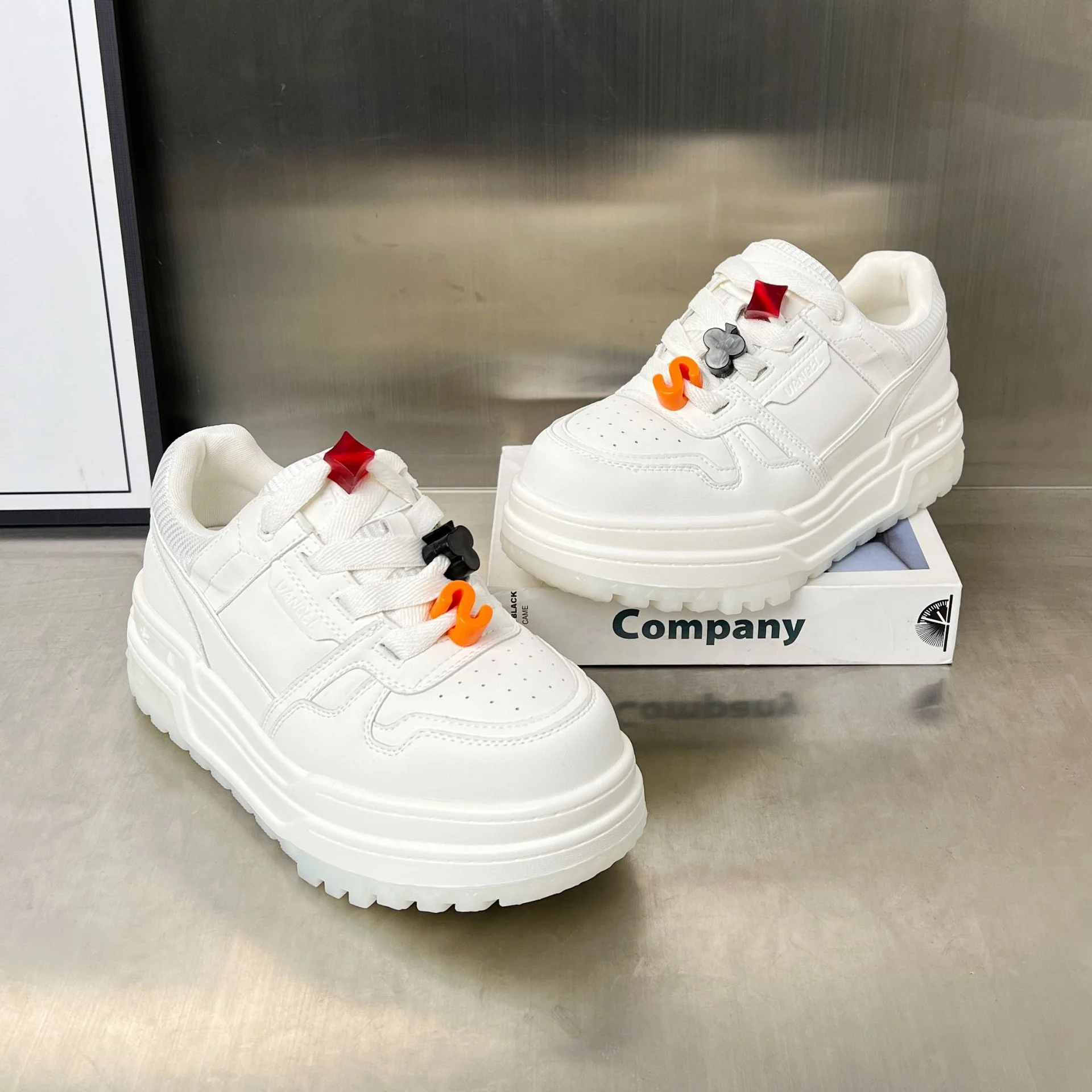 Damen Sportliche Chunky Sneakers mit innovativem Schnürsystem und hohem Komfort Heidi Mode - Image 3