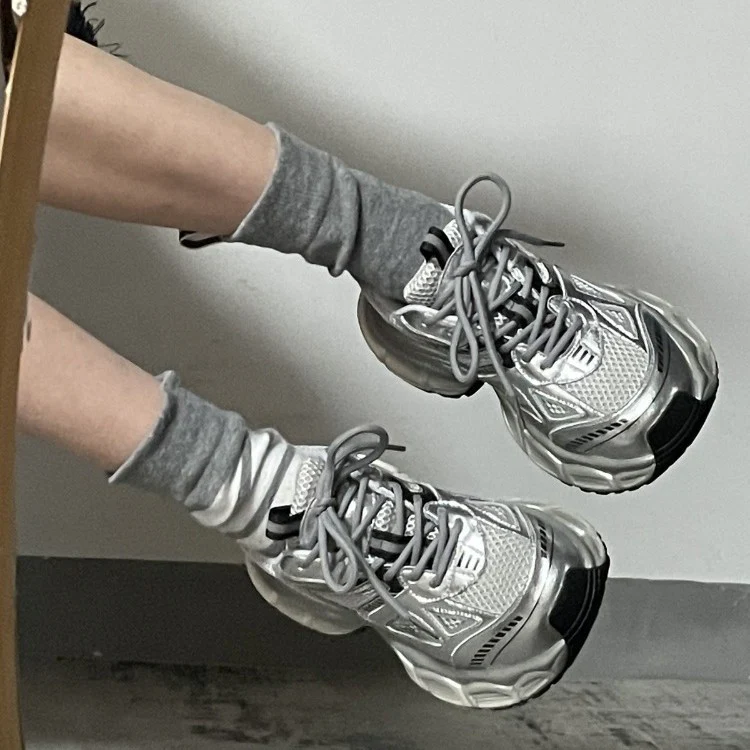 Damen Sportliche Chunky Sneakers mit innovativer Dämpfungstechnologie Heidi Mode - Image 4