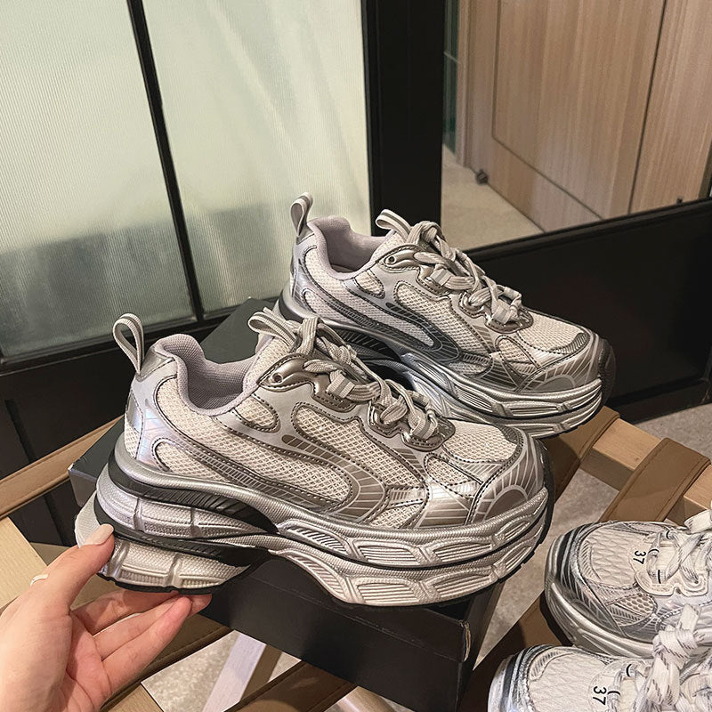 Damen Sportliche Chunky Sneakers mit reflektierenden Oberflächen und optimaler Dämpfung Heidi Mode - Image 7