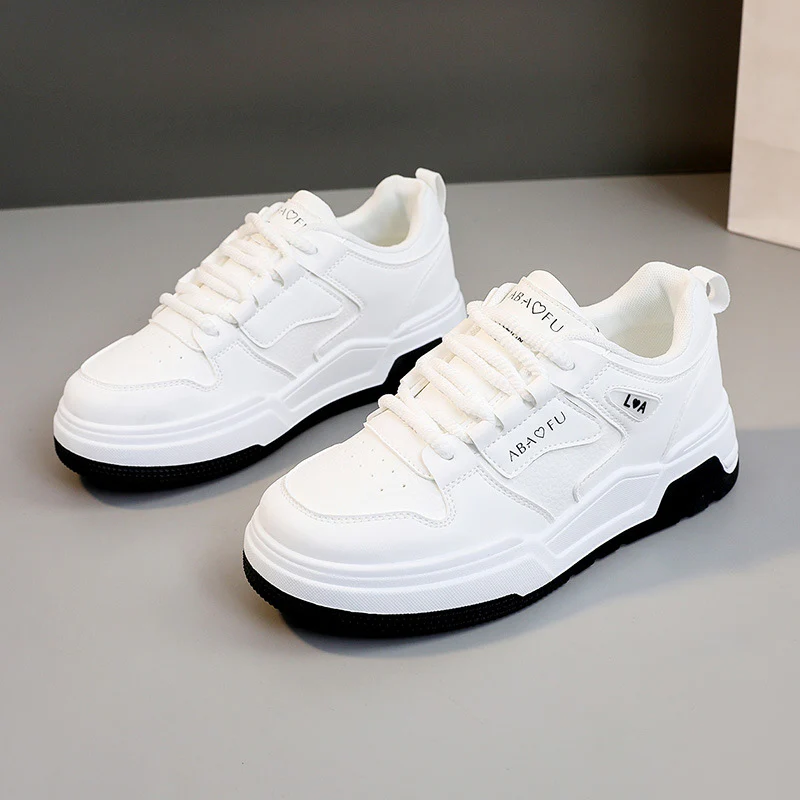 Damen Sportliche Chunky Sneakers mit rutschfester Sohle und atmungsaktiver Mesh-Oberfläche Heidi Mode - Image 2