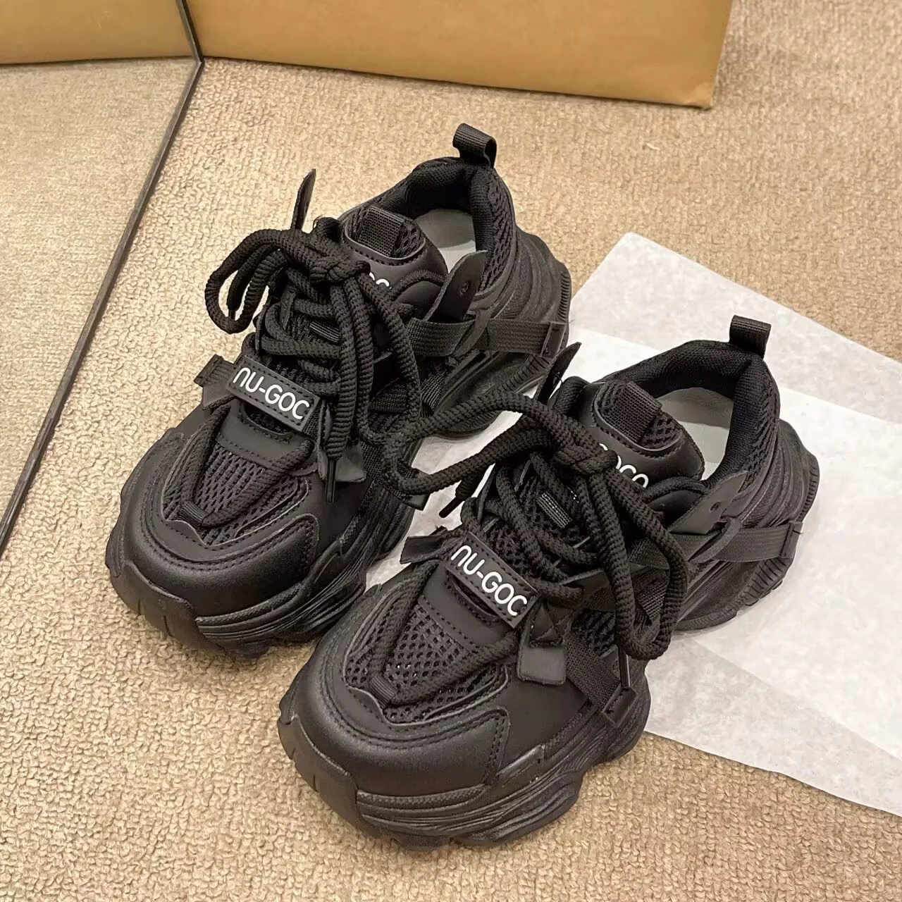 Damen Sportliche Chunky Sneakers mit verbesserten Dämpfungseigenschaften Heidi Mode