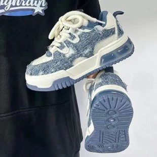 Damen Sportliche Denim Sneaker mit dämpfender Sohle und modischem Design Heidi Mode - Image 4