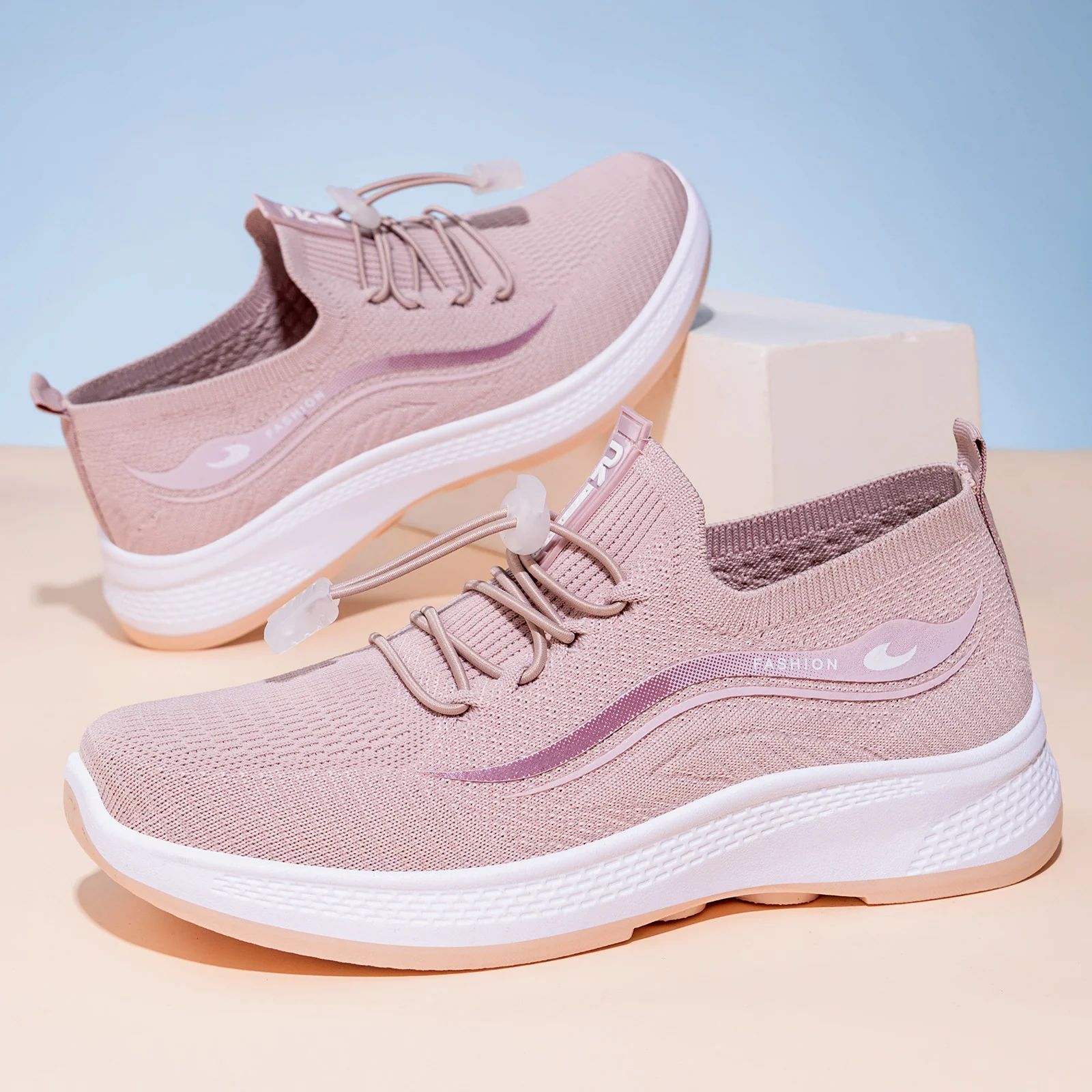Damen Sportliche Freizeit-Sneaker mit elastischem Schnellschnürsystem und atmungsaktivem Obermaterial Heidi Mode - Image 2