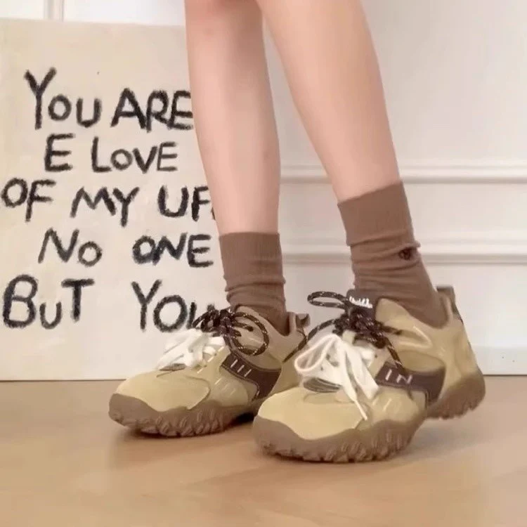 Damen Sportliche Freizeit-Sneaker mit innovativem Sohlen- und Schnürdesign Heidi Mode - Image 2