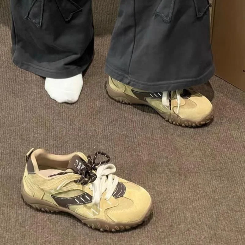 Damen Sportliche Freizeit-Sneaker mit innovativem Sohlen- und Schnürdesign Heidi Mode - Image 6