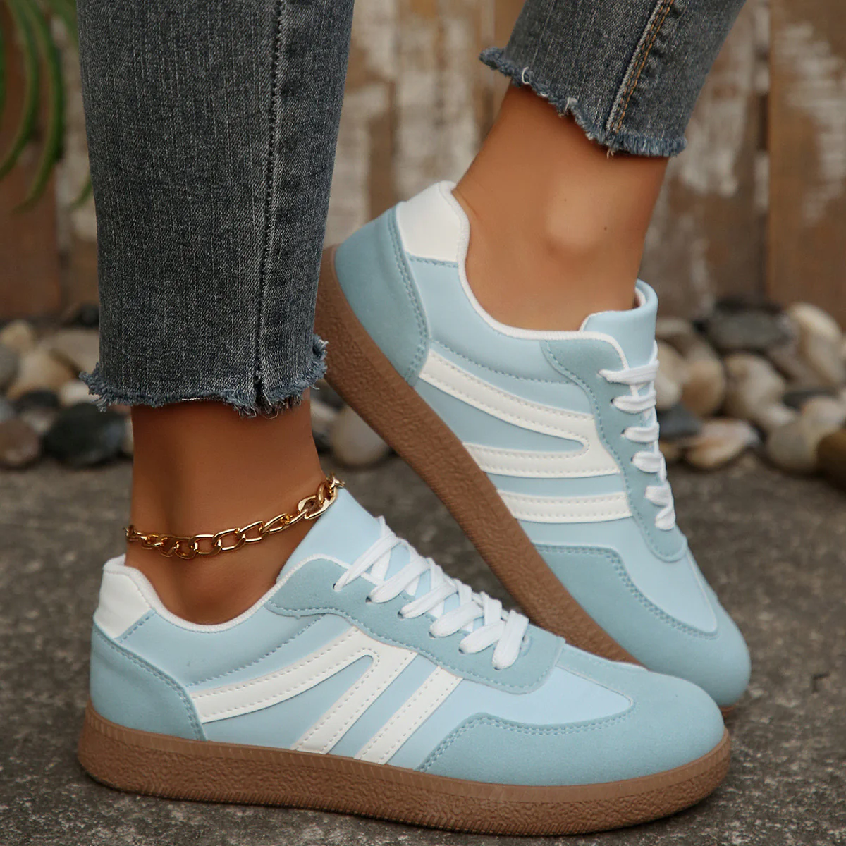 Damen Sportliche Freizeit-Sneaker mit klassischer Silhouette und atmungsaktiver Oberfläche Heidi Mode - Image 6