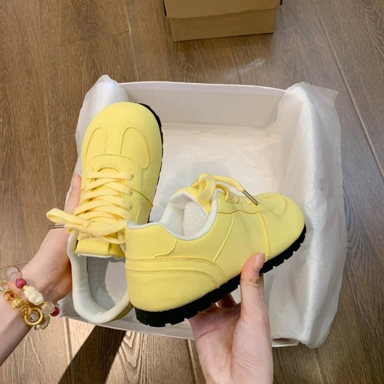 Damen Sportliche Freizeit Sneakers mit atmungsaktiver Oberflächenstruktur und rutschfester Sohle Heidi Mode - Image 6