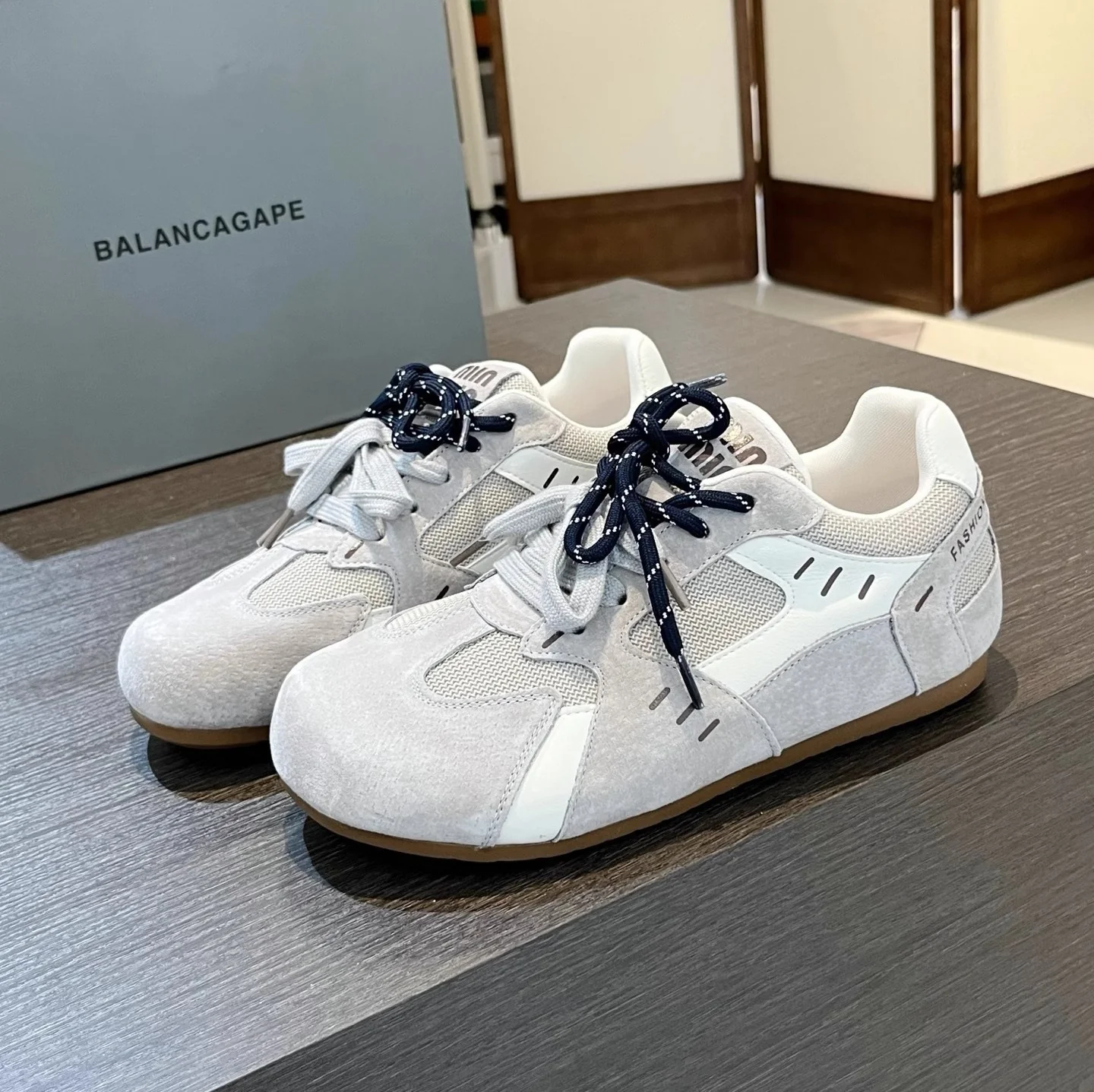 Damen Sportliche Freizeitschuhe mit atmungsaktivem Obermaterial und rutschfester Sohle Heidi Mode - Image 3