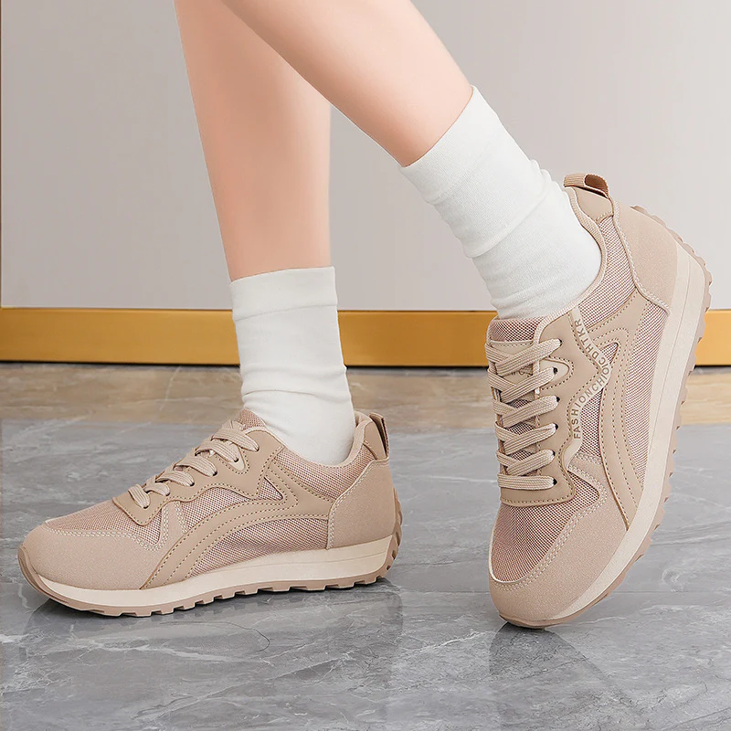 Damen Sportliche Freizeitschuhe mit atmungsaktiven Mesh-Einsätzen und dämpfender Laufsohle Heidi Mode - Image 3