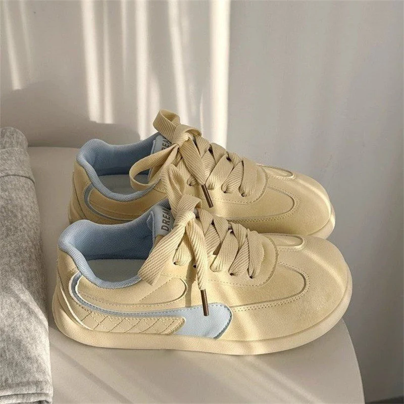 Damen Sportliche Freizeitschuhe mit atmungsaktiver Oberfläche Heidi Mode - Image 2