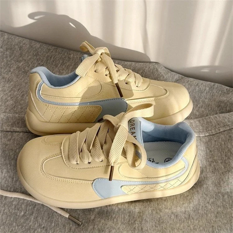 Damen Sportliche Freizeitschuhe mit atmungsaktiver Oberfläche Heidi Mode - Image 5