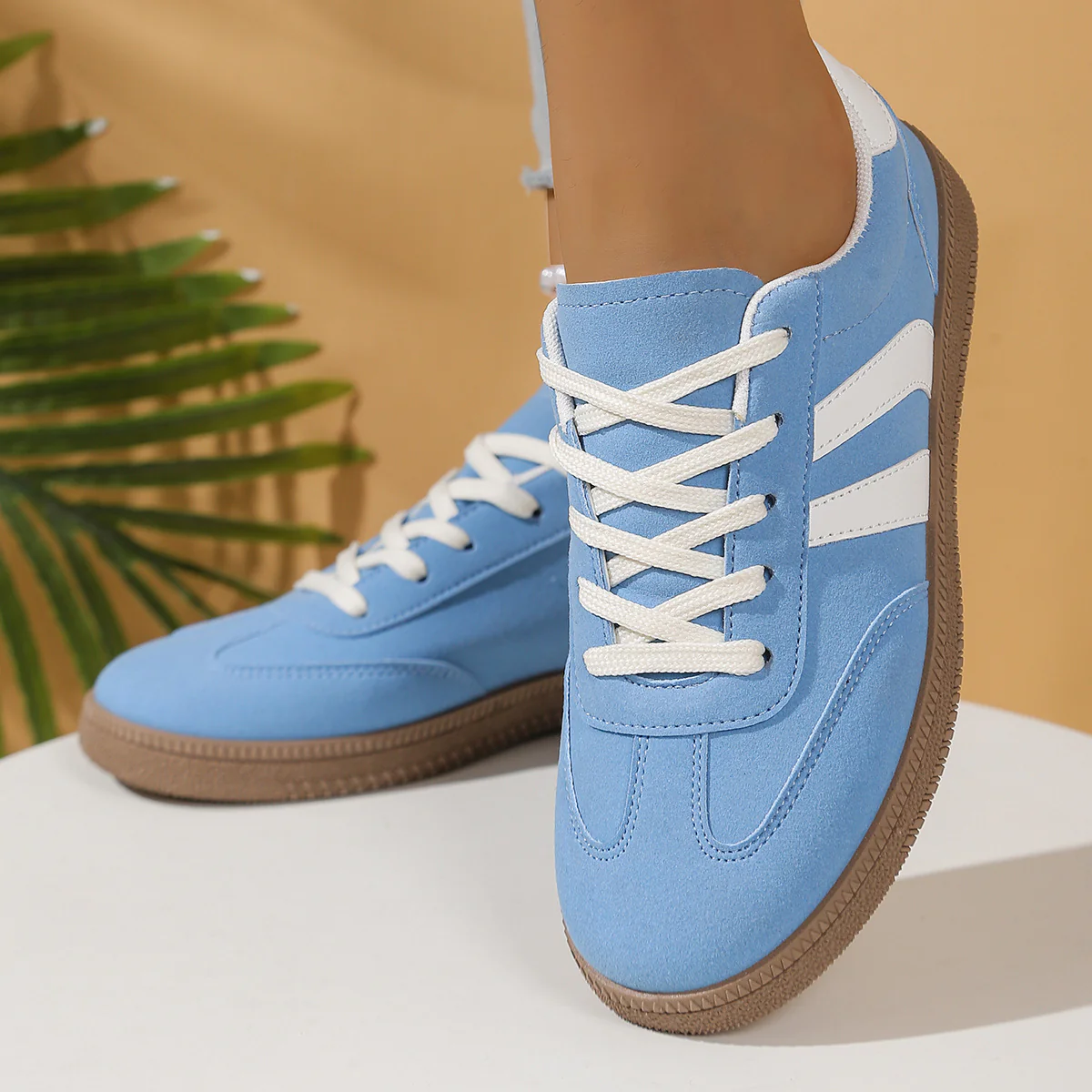 Damen Sportliche Freizeitschuhe mit atmungsaktiver Oberflächenstruktur und rutschfester Sohle Heidi Mode - Image 3