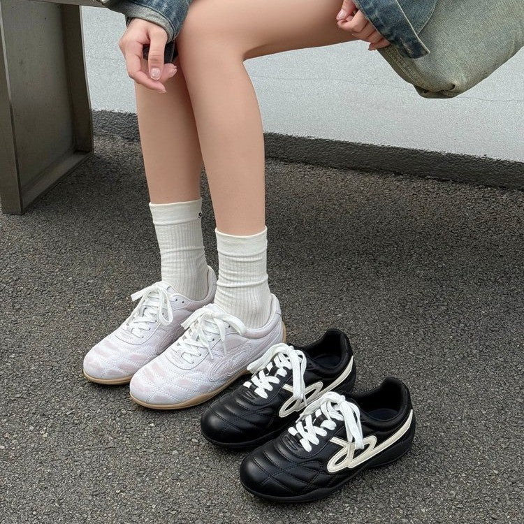 Damen sportliche Freizeitschuhe mit glattem Obermaterial und sportlichem Design Heidi Mode