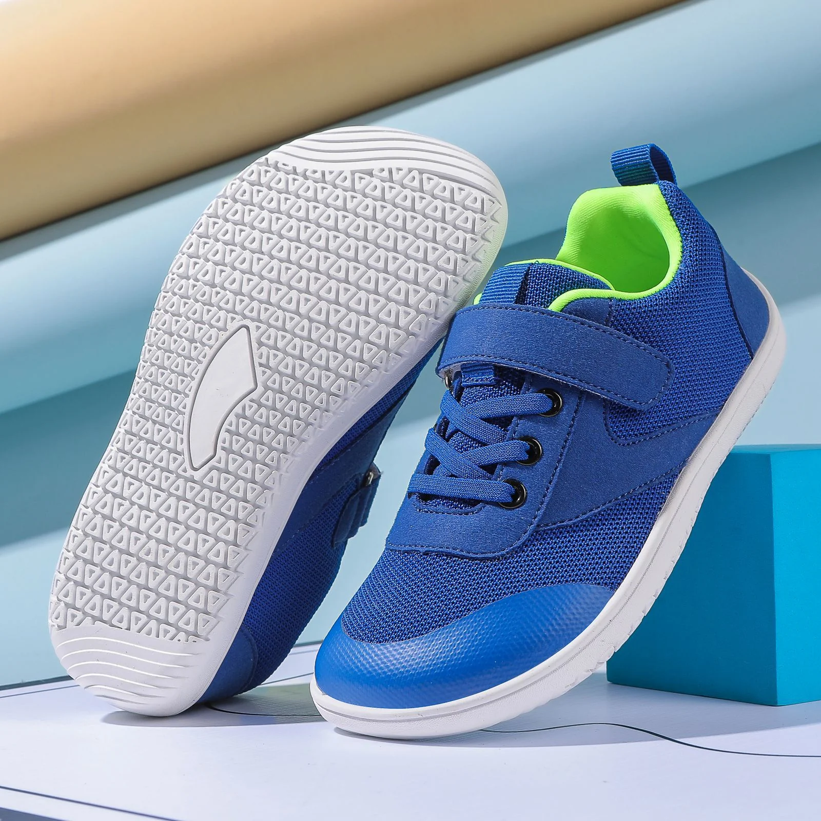 Damen Sportliche Freizeitschuhe mit rutschfester Sohle und praktischem Klettverschluss Heidi Mode - Image 10