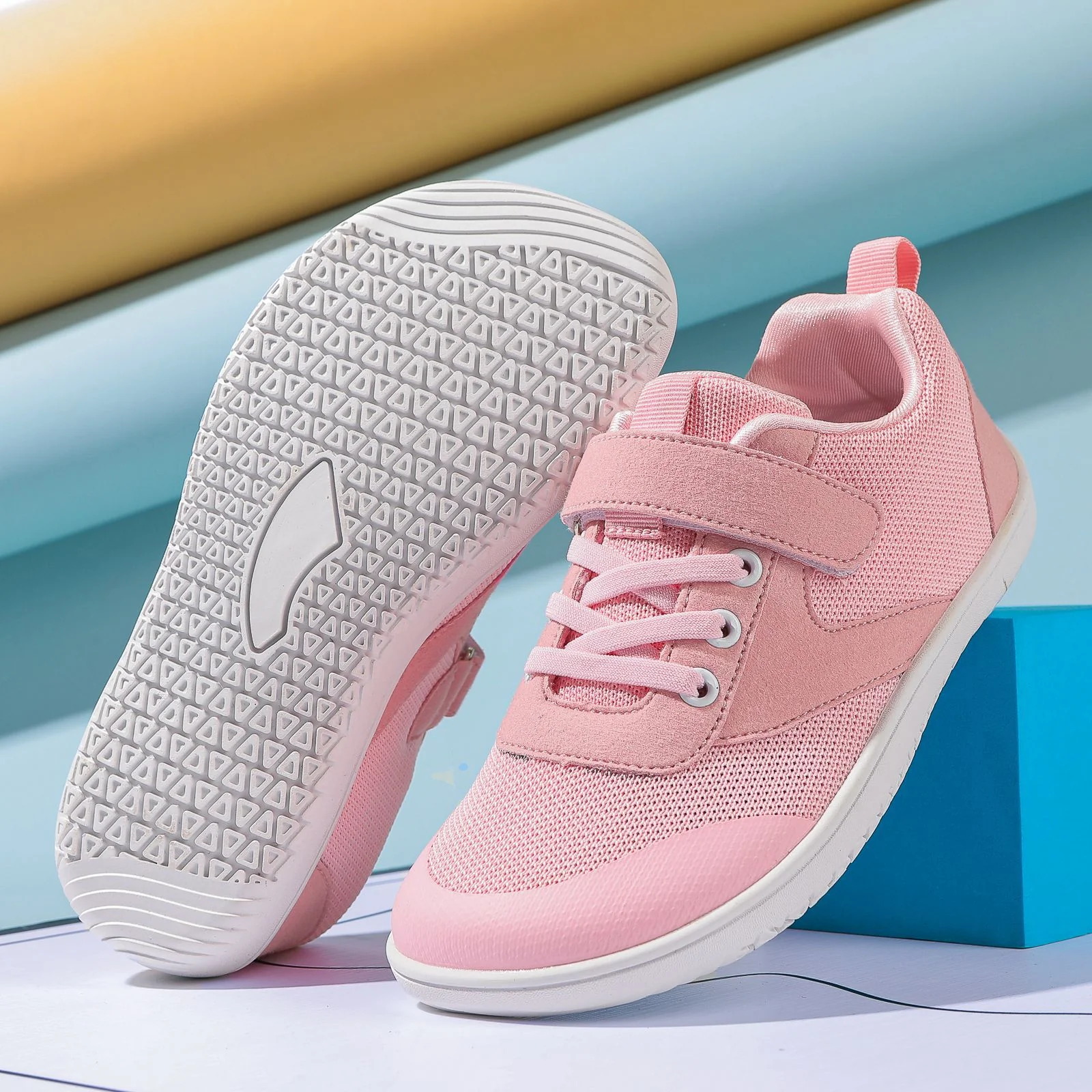 Damen Sportliche Freizeitschuhe mit rutschfester Sohle und praktischem Klettverschluss Heidi Mode - Image 8